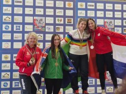 Championnat du monde féminin et mixte, Macon (FRA)